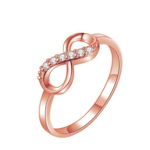 Восьмерка со стразами (кольцо) - символ бесконечности можно купить в интернет-магазине фэн-шуй "Мой Талисман"