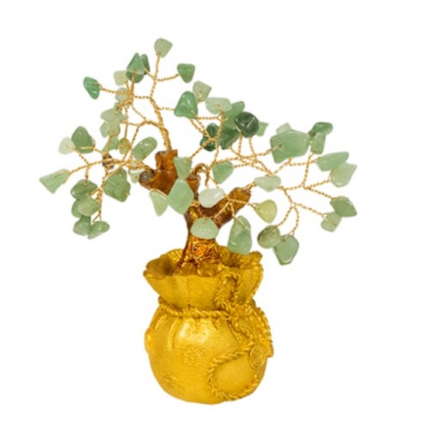 Дерево с авантюрином в золотом мешке можно купить в интернет-магазине фэн-шуй "Мой Талисман"
