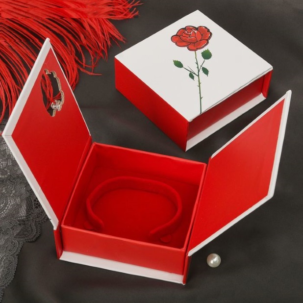 Подарочная коробочка для браслета можно купить в интернет-магазине фэн-шуй "Мой Талисман"