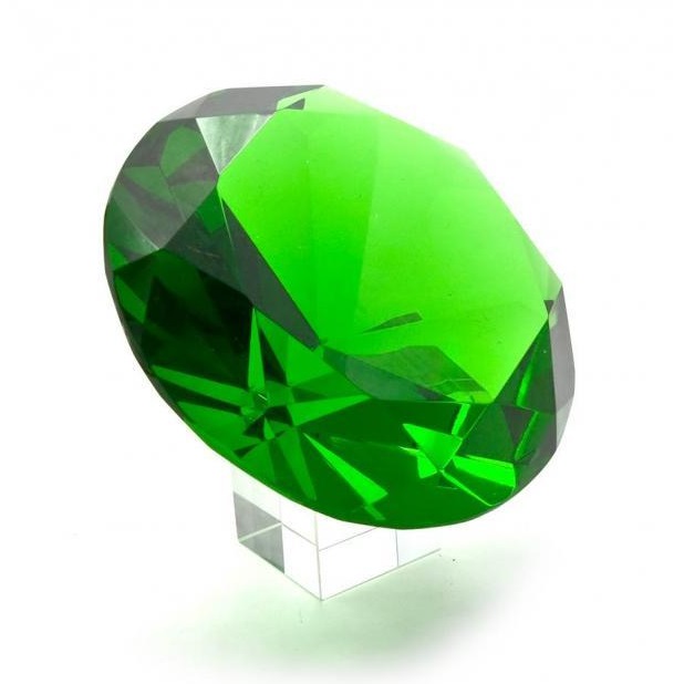 Бриллиант зелёный № 205 можно купить в интернет-магазине фэн-шуй "Мой Талисман"
