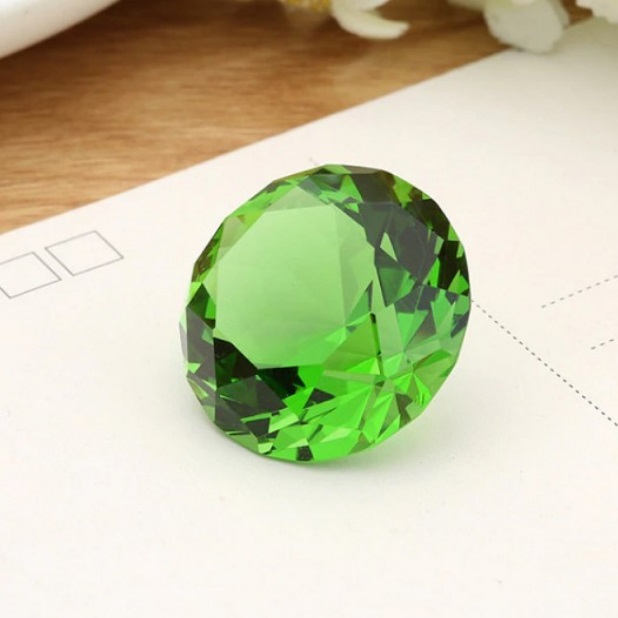 Зеленый кристалл (30 мм) # 4733 из коллекции интернет-магазина фэн-шуй "Мой Талисман" 
