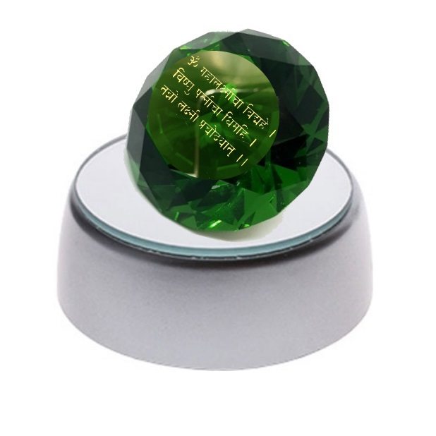 Зелёный кристалл с мантрой Лакшми для привлечения денег и изобилия  | Интернет-магазин фен-шуй